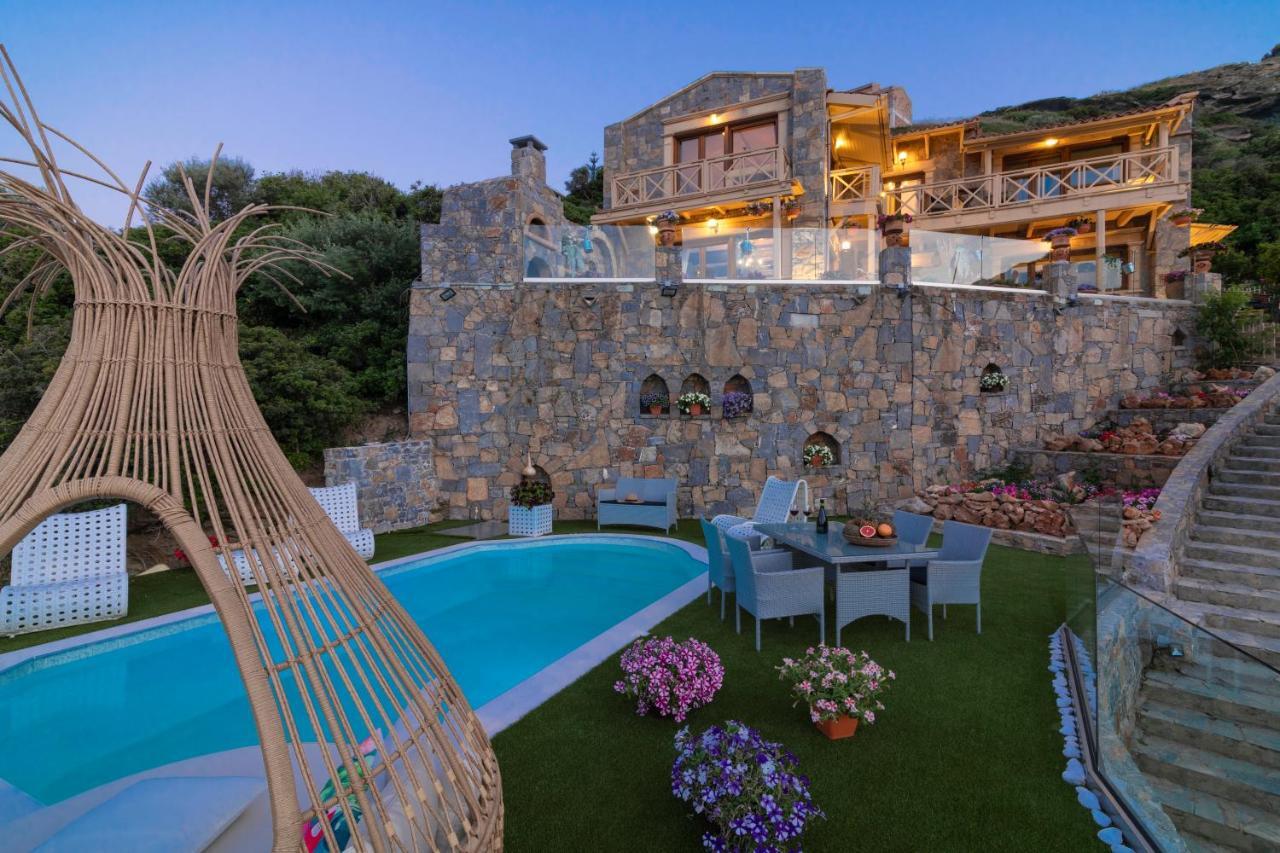 Felini Palace Agia Pelagia  Buitenkant foto