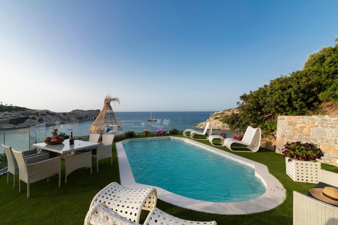 Felini Palace Agia Pelagia  Buitenkant foto